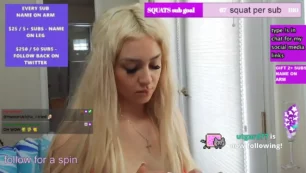 Belladuffy: Streamer de bañera caliente Slip Stream de pezones