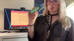 Vídeo filtrado de Olivia Roleplay manteniendo relaciones íntimas