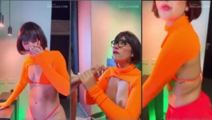 Vilma es consumida tenazmente por un monstruo vigoroso durante un encuentro íntimo