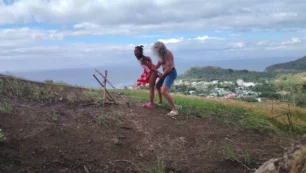 ¿Es ese pene monstruoso real o falso?