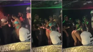Competidoras dominicanas compiten por la atención de Romo en un escenario de Moët