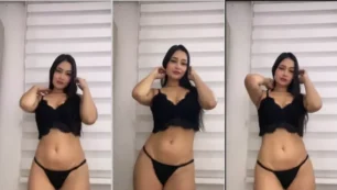 ¡Laura Natali, oscura e irresistible, se muestra todo hermoso